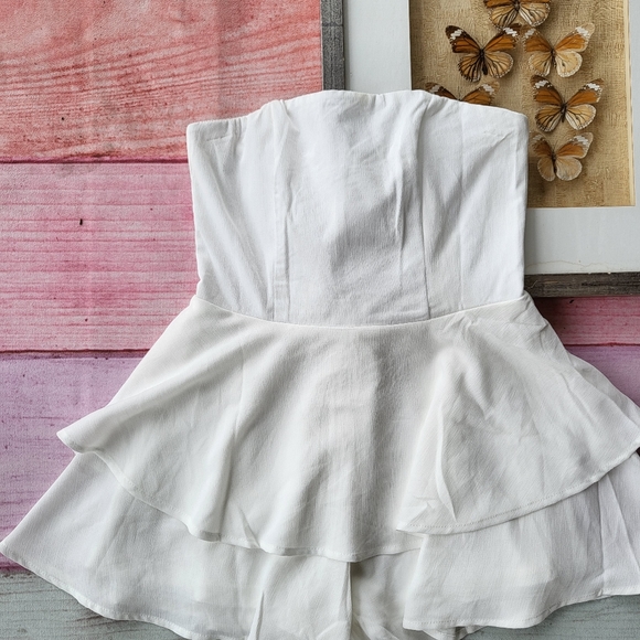 Princess Polly White The Rolla Strapless Layered Ruffle Playsuit Romper 4US - Picture 4 of 5